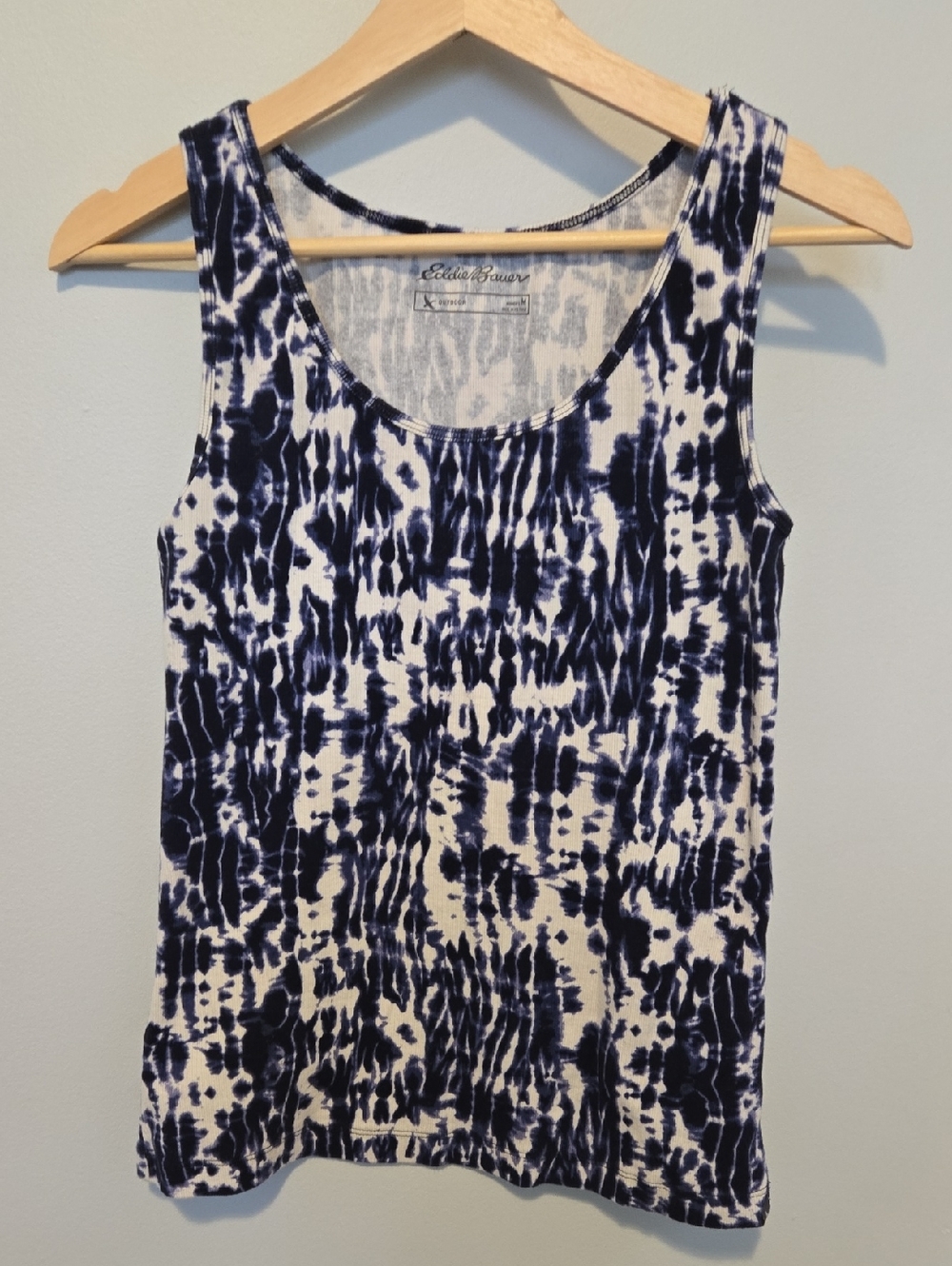 Eddie Bauer Navy and White Tiedyed Ribbed Patterned Tank